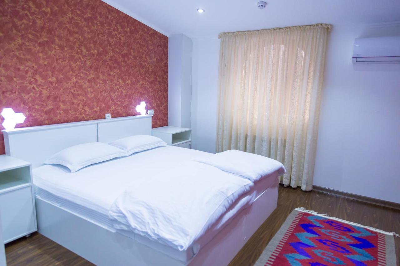 Manija Hostel Samarkand Exteriör bild